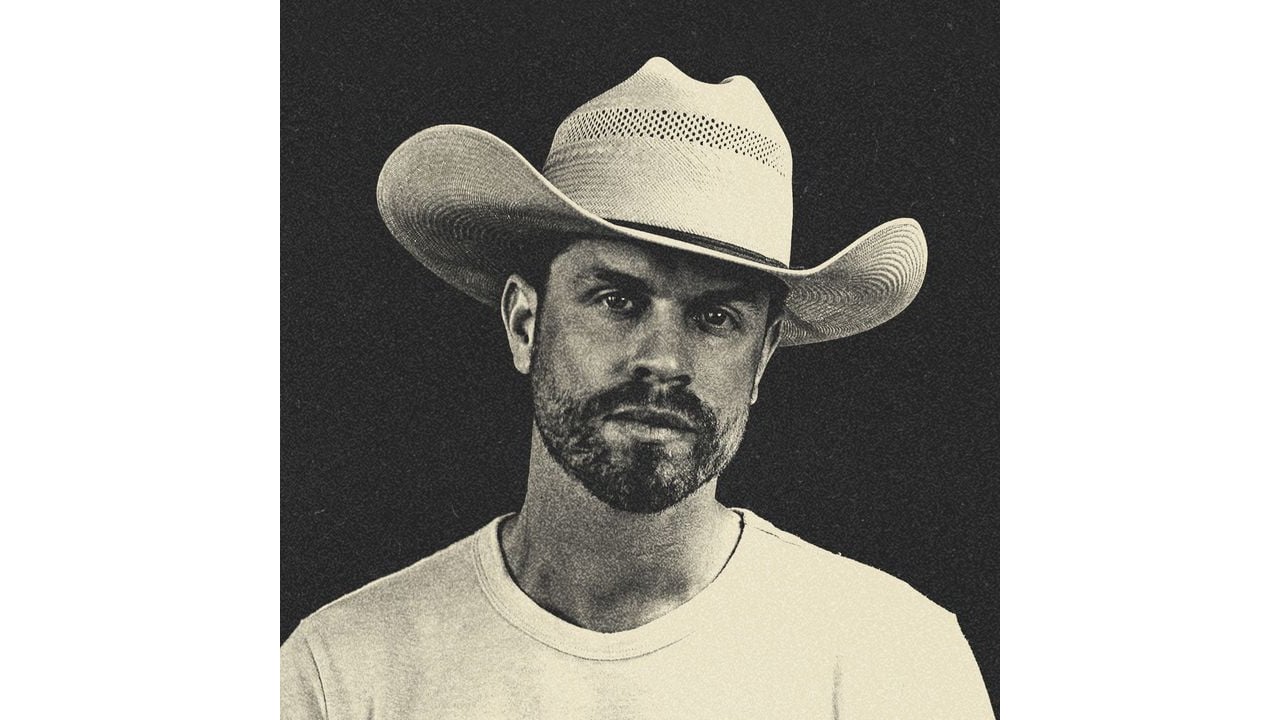 Dustin Lynch