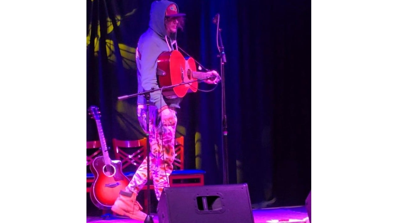 Aaron Mekkelson music