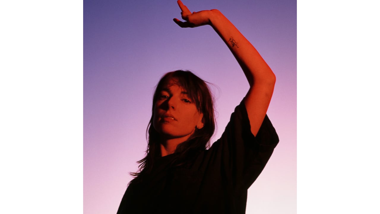 Angie McMahon