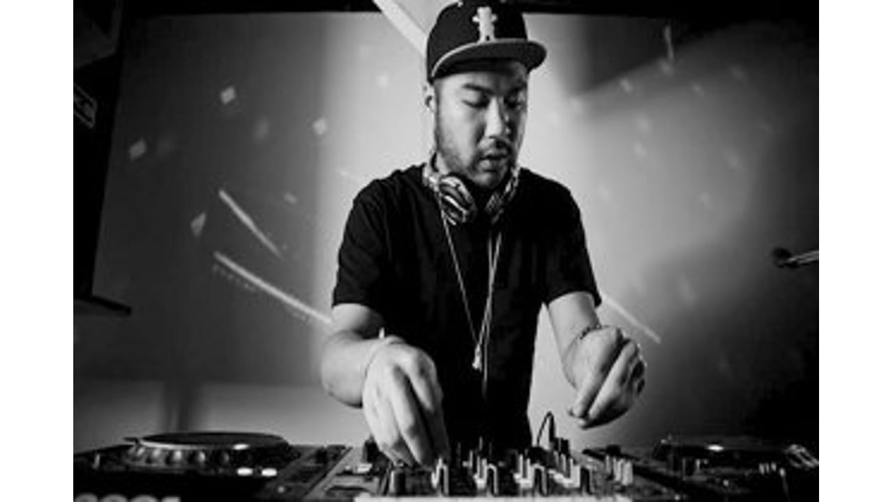 Wax Motif