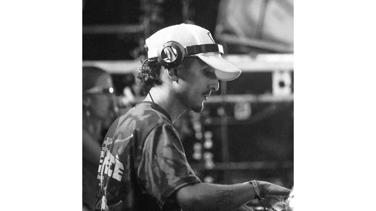 Adrian Mills