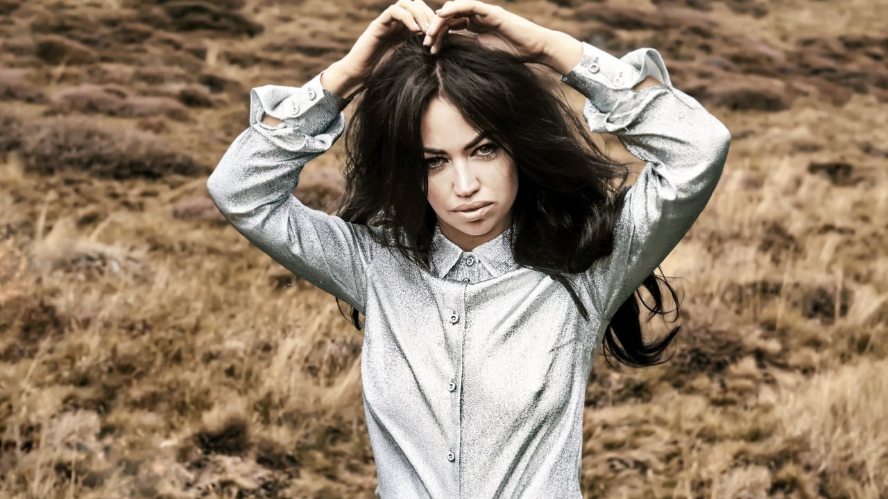 Aura Dione