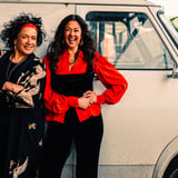 Vika & Linda