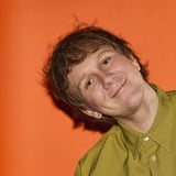 Josh Thomas : JIGGLE, JIGGLE
