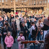 Country Pub Chorus: The Wolfe Brothers – Easy Tiger