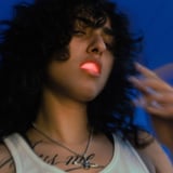 Asal: Kiss The Sun Tour