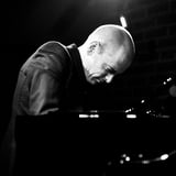 Vi kan hindre en 3dje verdenskrig! John Kiriakou, CIA, jazz og theater
