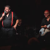 ENSOMHEDENS GADE - Stig Rossen hylder John Mogensen