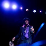 Cyril Neville does the Dead