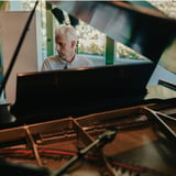 An evening with Andrew McMahon and his piano 