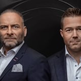 I PUBLIKUMS TJENESTE