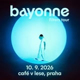Bayonne (US) / Café V lese