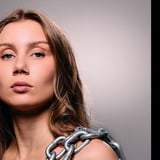 ELLA MARIE - med fullt band & det samiske koret OSLOVE JUOIGANSIIDA