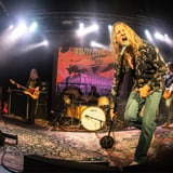 Physical Graffiti Performing LED ZEPPELIN
