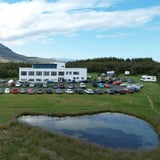 Verslunarmannahelgin-Laugardagur. Fornbílasýning við Hótel Hjalteyri.
