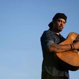 Michael Franti Trio - Heartstrings & Dynamite