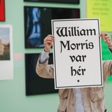 Leiðsögn: Fraser Muggeridge um sýninguna Landlæg hamingja eftir Jeremy Deller