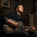 In The Round with Michael Logen & friends