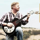 Darren Coggan - Live In Little Alberts