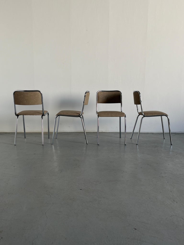 Bauhaus Chrome Tubular Steel And Beige Velvet Dining, 50 OFF