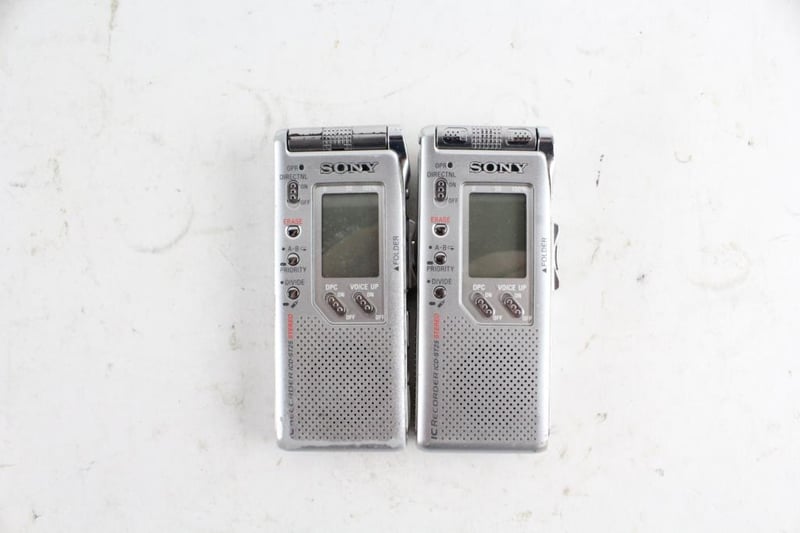 Sony ICDST25 (32 MB, Hours) Handheld Digital Voice, 51 OFF