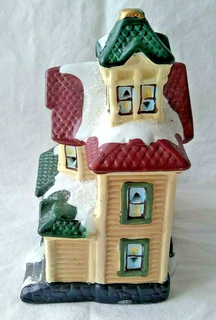 VINTAGE GENERAL STORE LIGHTED CHRISTMAS VILLAGE HOUSE 1980s, 47 OFF