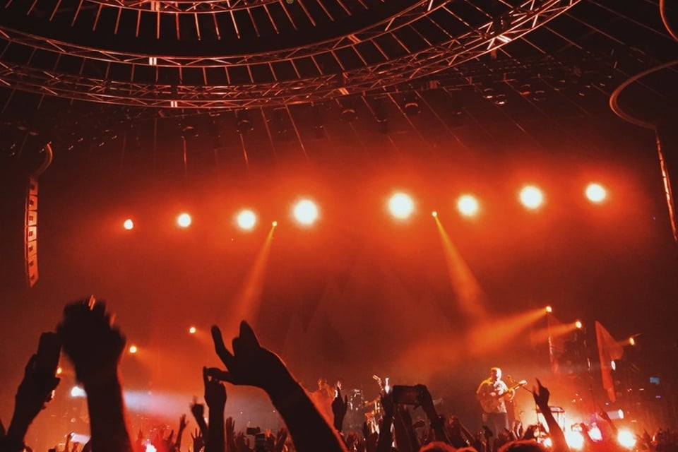 Tours of Note