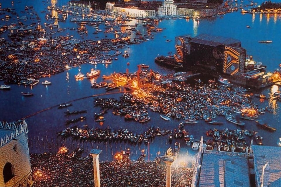 The Most Picturesque Concert of All Time?