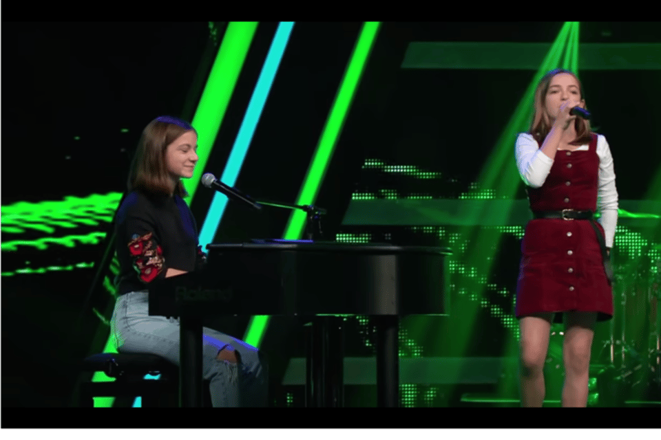 2 Little Girls Do A Stunning Rendition Of Radiohead's Creep